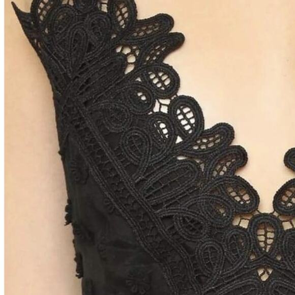 NWOT Black Ivy Lace Trim Plunge Midi Dress size Medium - Picture 4 of 11